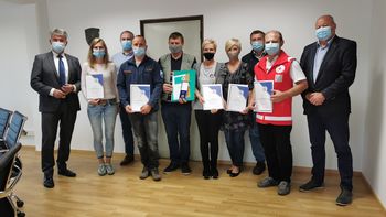 Video novica: Podeljeni spominski znaki za požrtvovalnost v boju proti Covidu-19