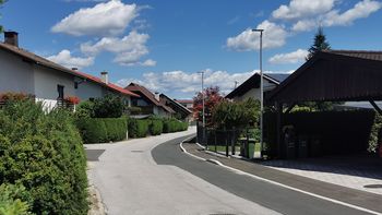 Video novica: V Občini Žalec: obnova cest, izgradnja pločnika in nova polnilna postaje za e-vozila