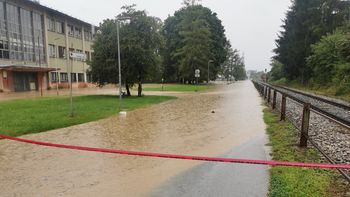 Informacije glede predplačil za obnove po poplavah