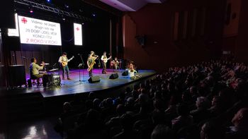 Video novica: 28. dobrodelni koncert "Z roko v roki"