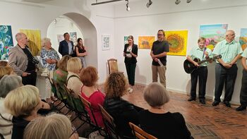 Video novica: V Savinovem likovnem salonu v Žalcu je na ogled postavljena razstava likovnih del "Majhno je veliko"