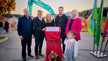 Video novica: Na Ponikvi pri Žalcu položili temeljni kamen za nov vrtec