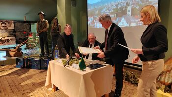 Video novica: V Žalcu podpisana listina o sodelovanju med občinama Žalec in Dugo Selo (HR)