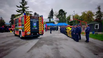 Video novica: Gasilci iz Levca v domači kraj pripeljali novo gasilsko vozilo GVC-3
