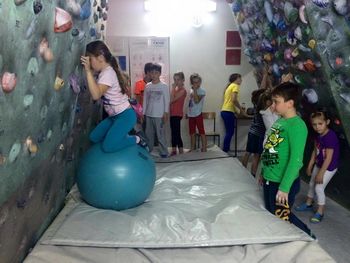 »Športno plezanje kot igra« »Športno plezanje kot igra«