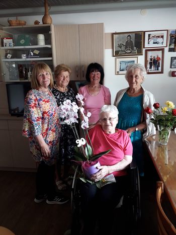 90 let Ivanke Zlodej 90 let Ivanke Zlodej