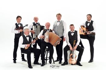 Večer Triglavskega narodnega parka z lutkovno predstavo, godbo in koncertom Prifarskih Muzikantov