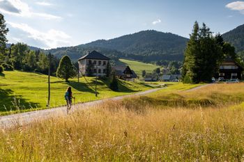 Juliana Trail: voden pohod po etapi 6: Goreljek – Stara Fužina