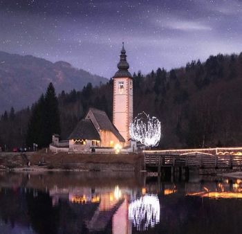 Praznična tržnica v Ribčevem Lazu