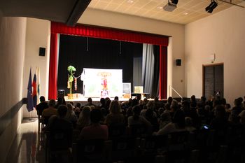 Uspešen začetek otroškega abonmaja Levček Uspešen začetek otroškega abonmaja Levček