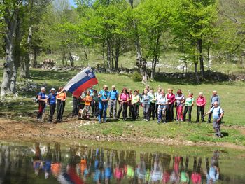 POMLAD V VESELI DRUŽBI