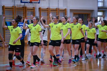 Rokometašice Zvezde Logatca povratna tekma proti Naklemu čaka že v petek