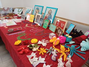 Razstava ročnih del v Tržišču lepo obiskana Razstava ročnih del v Tržišču lepo obiskana