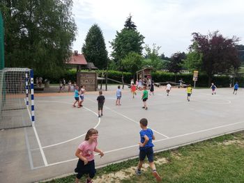 KREPIMO VEZ MED VRTCEM IN ŠOLO