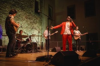 "Ti sploh ne veš" kako dober koncert je bil v Vipavskem Križu "Ti sploh ne veš" kako dober koncert je bil v Vipavskem Križu