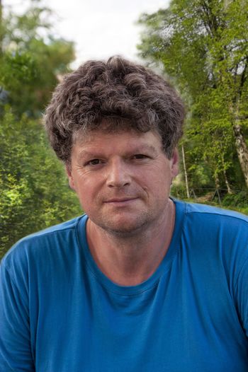 Odkriti pogovori: Iztok Krevs - Razmišljanje očeta, ki je izgubil otroka. Kaj je sploh življenje?