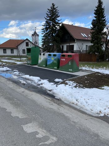 Obnovljen ekološki otok 