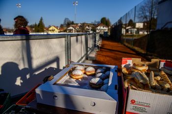 Maske na drsališču Prebold so se tudi sladkale