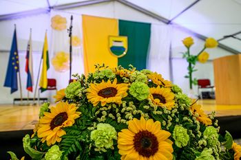 Slavnostna seja Občinskega sveta s podelitvijo priznanj in kulturnim programom