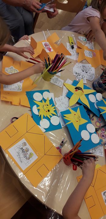 O izposojeni nuteli na pravljični uri v Občinski knjižnici Prebold