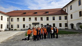 Članice Šole zdravja na izletu v Škofji Loki Članice Šole zdravja na izletu v Škofji Loki