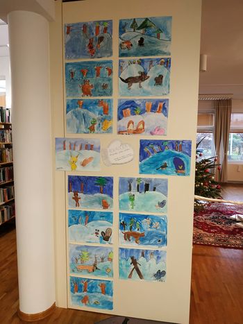 Razstava slik učencev 1. razreda PŠ Skrilje v Lavričevi knjižnici Razstava slik učencev 1. razreda PŠ Skrilje v Lavričevi knjižnici