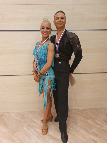 Domačinka na stopničkah državnega prvenstva v plesu