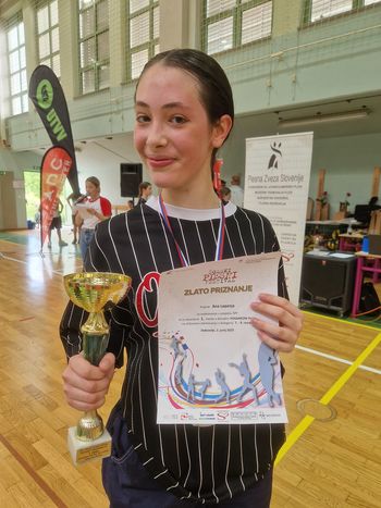 Državna prvakinja Šolskega plesnega festivala prihaja iz ADC
