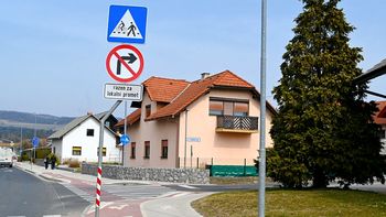 Po ulici V Brezov log samo še lokalni promet