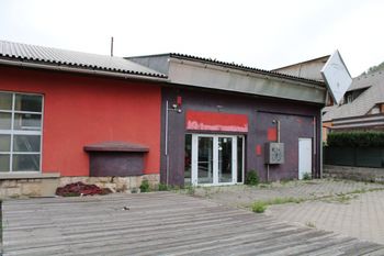 Na 3. izredni seji potrdili nakup in projekt ureditve objekta nekdanjega bowlinga z restavracijo v Športnem parku Podmežakla