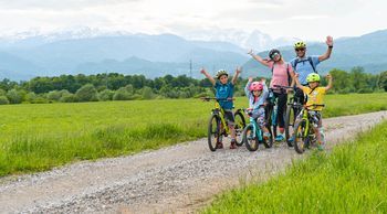 Družinski kolesarski krog