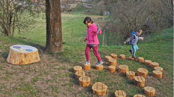 S čebelico po Radovljici