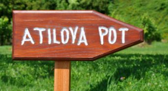 Atilova pot