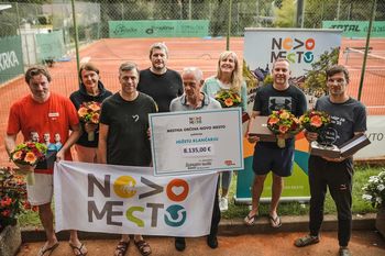 Že 12. pomagali na dobrodelnem županovem teniškem turnirju