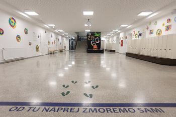 Odprli smo še dve prenovljeni šoli