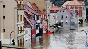 Solidarnost in pomoč ob nesrečah – obvestilo o dodelitvi sredstev za sanacijo po neurjih