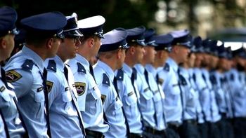 Priložnost za zaposlitev v policiji