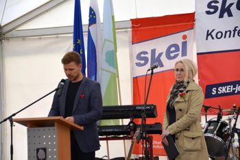 Govor podžupana Aljaža Verhovnika ob prazniku dela na Ravnah Govor podžupana Aljaža Verhovnika ob prazniku dela na Ravnah