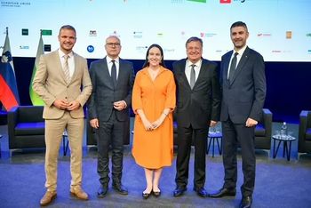 Velo-city 2022 Ljubljana: politični pogum za prelomne odločitve Velo-city 2022 Ljubljana: politični pogum za prelomne odločitve