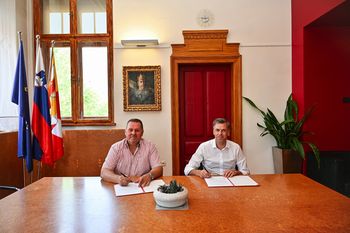 Ureditev fasade na Osnovni šoli Drska