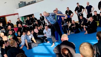 Svetovna udeležba na Kempo Arnis kampu v Novem mestu