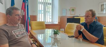 Jamarji aktivno prenavljajo kočo Petra Skalarja