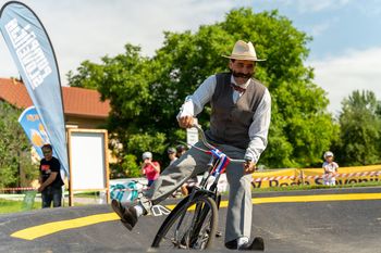 S Pumpaj Slovenija na Vrhniki ob velikem odprli še mali pumptrack