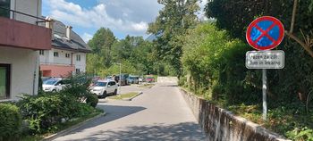 Parkirišče ob Zdravstveni postaji Bovec samo za uporabnike