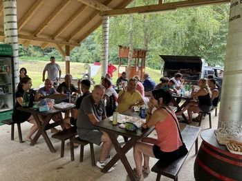 Društveni piknik in vodne igre 2022 pri lovskem domu v Dobrovniku