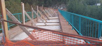 Poročilo o stanju mostu čez Log Čezsoški je skrb vzbujajoče Poročilo o stanju mostu čez Log Čezsoški je skrb vzbujajoče