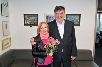 Župan dr. Peter Verlič ob njenem jubileju sprejel Jolando Ravnikar