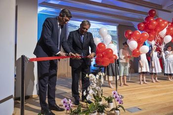Predsednik Pahor na Muti ob odprtju nove večnamenske dvorane