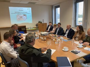 Projekt "Partnerstvo za kadre" Projekt "Partnerstvo za kadre"