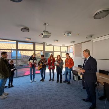 Luč miru na Občini Dolenjske Toplice